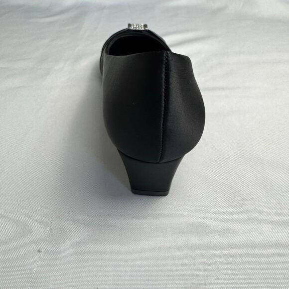 Easy Street Alive 5 Eloise Heels Women's Size 6.5 Black Satin - Picture 8 of 12